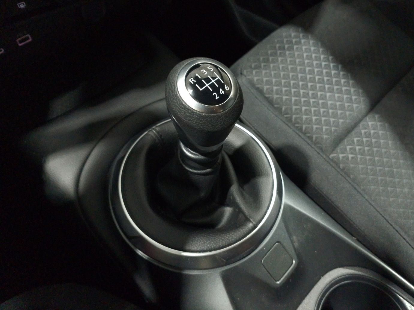 Nissan Juke DIG-T Acenta - foto 14