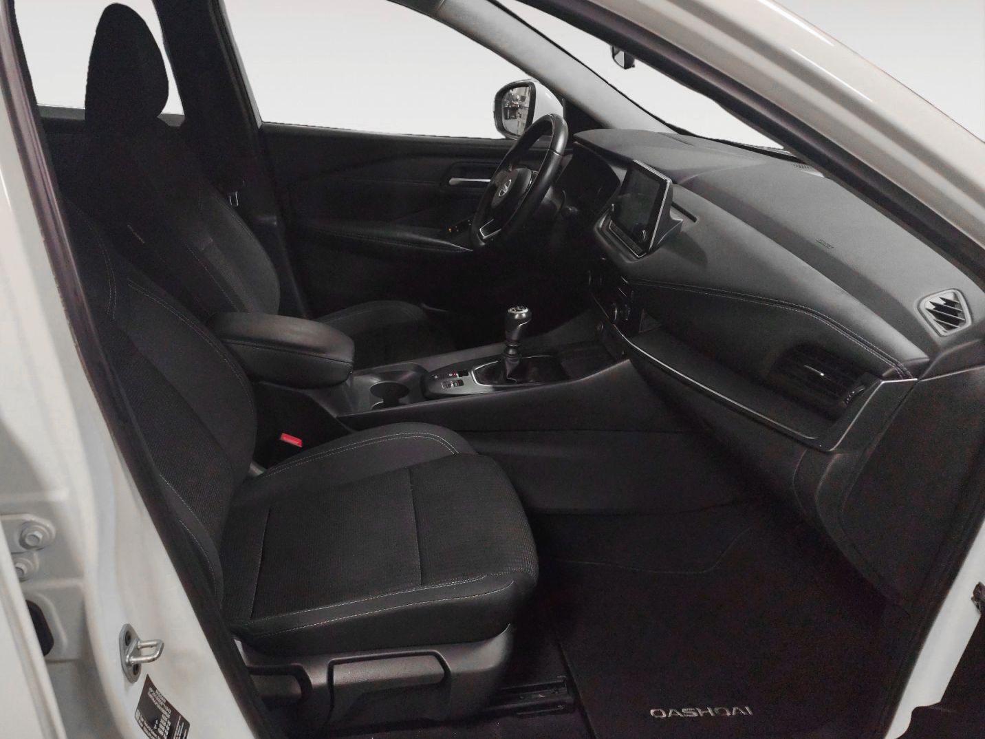 Nissan Qashqai DIG-T 140 mHEV Acenta 4x2 - foto 13