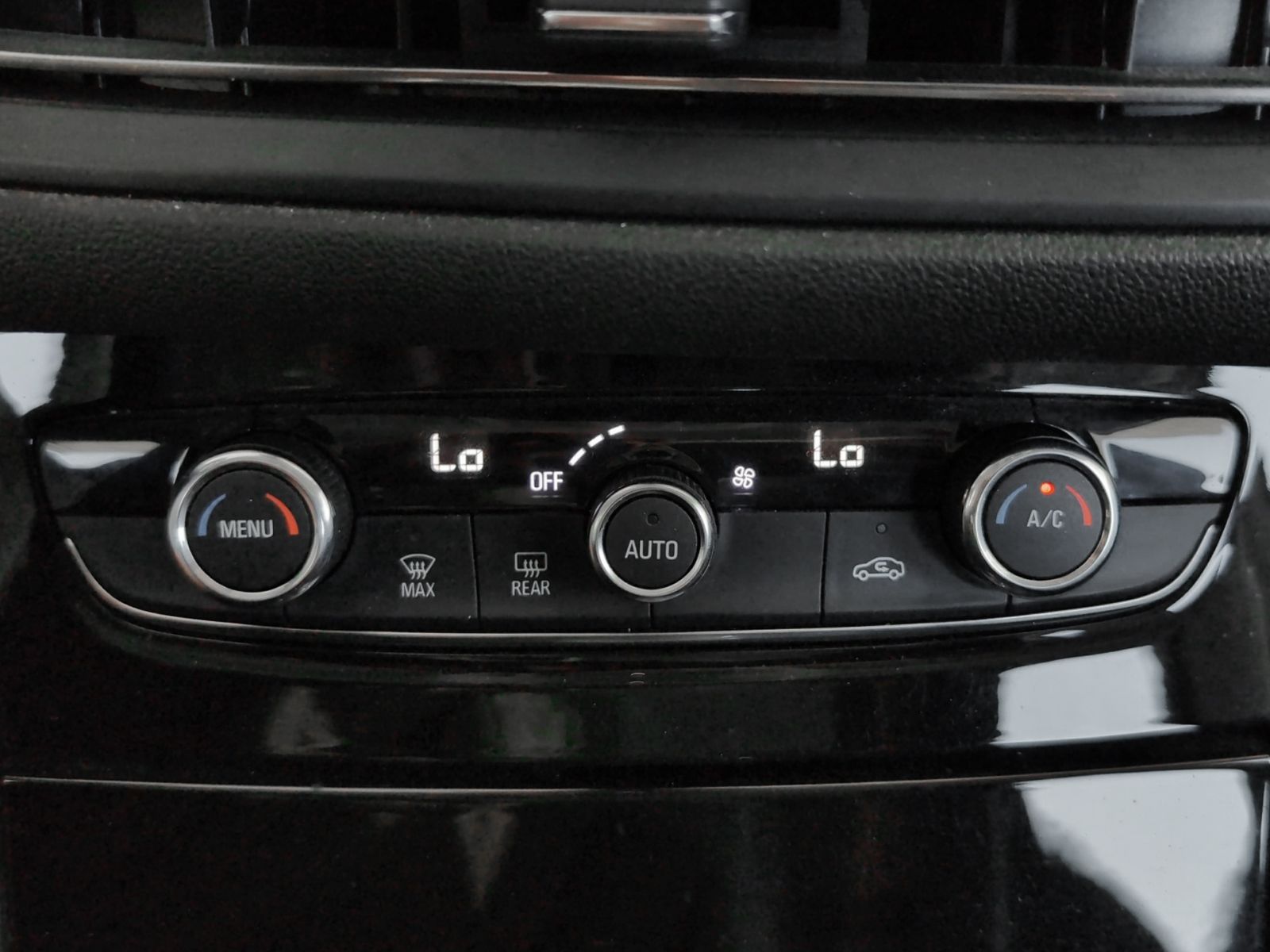 Opel Grandland 1.5 CDTi Business Edition - foto 21