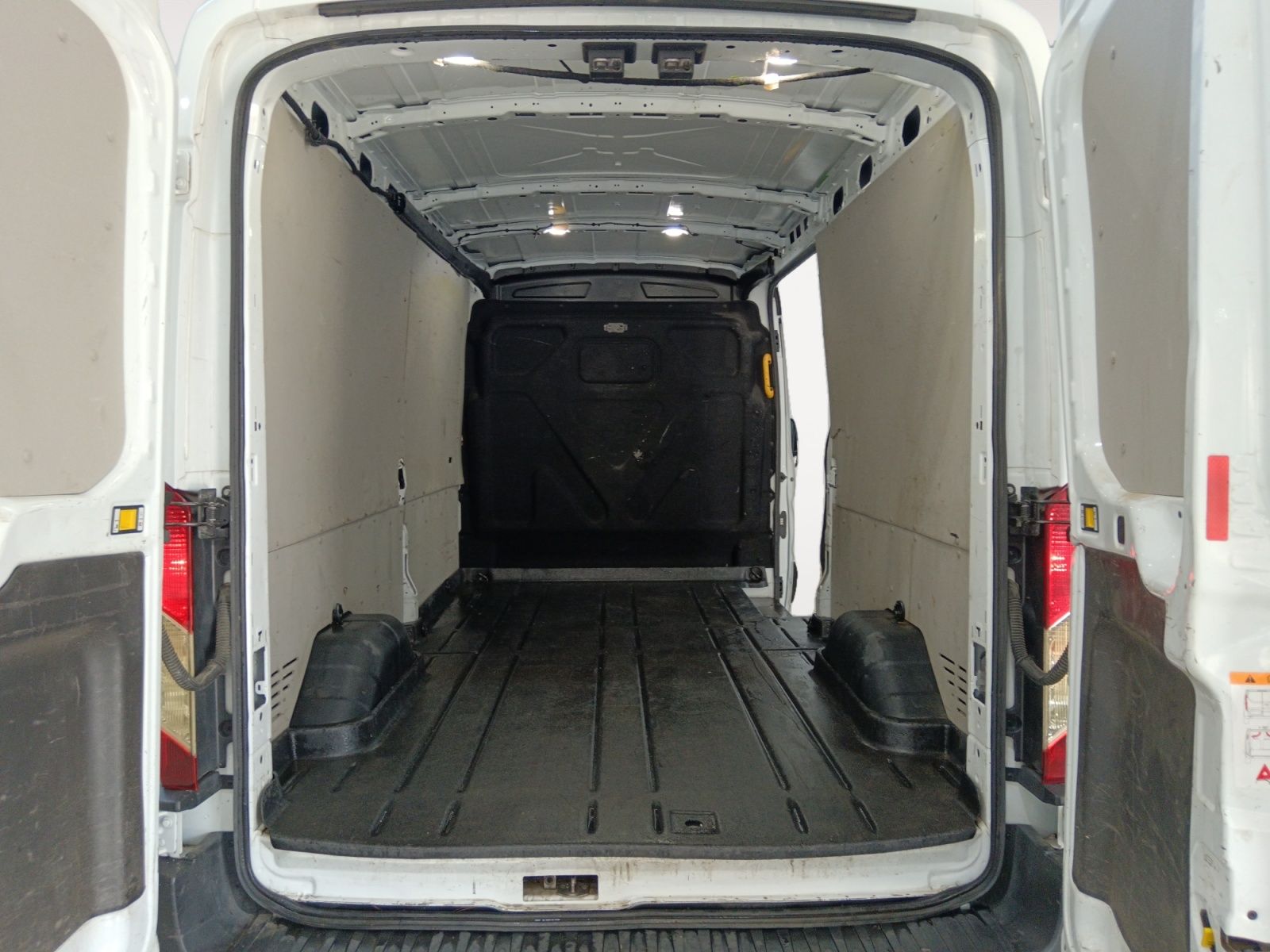 Ford Transit Furgon 350 L3H2 Trend Delantera - foto 14