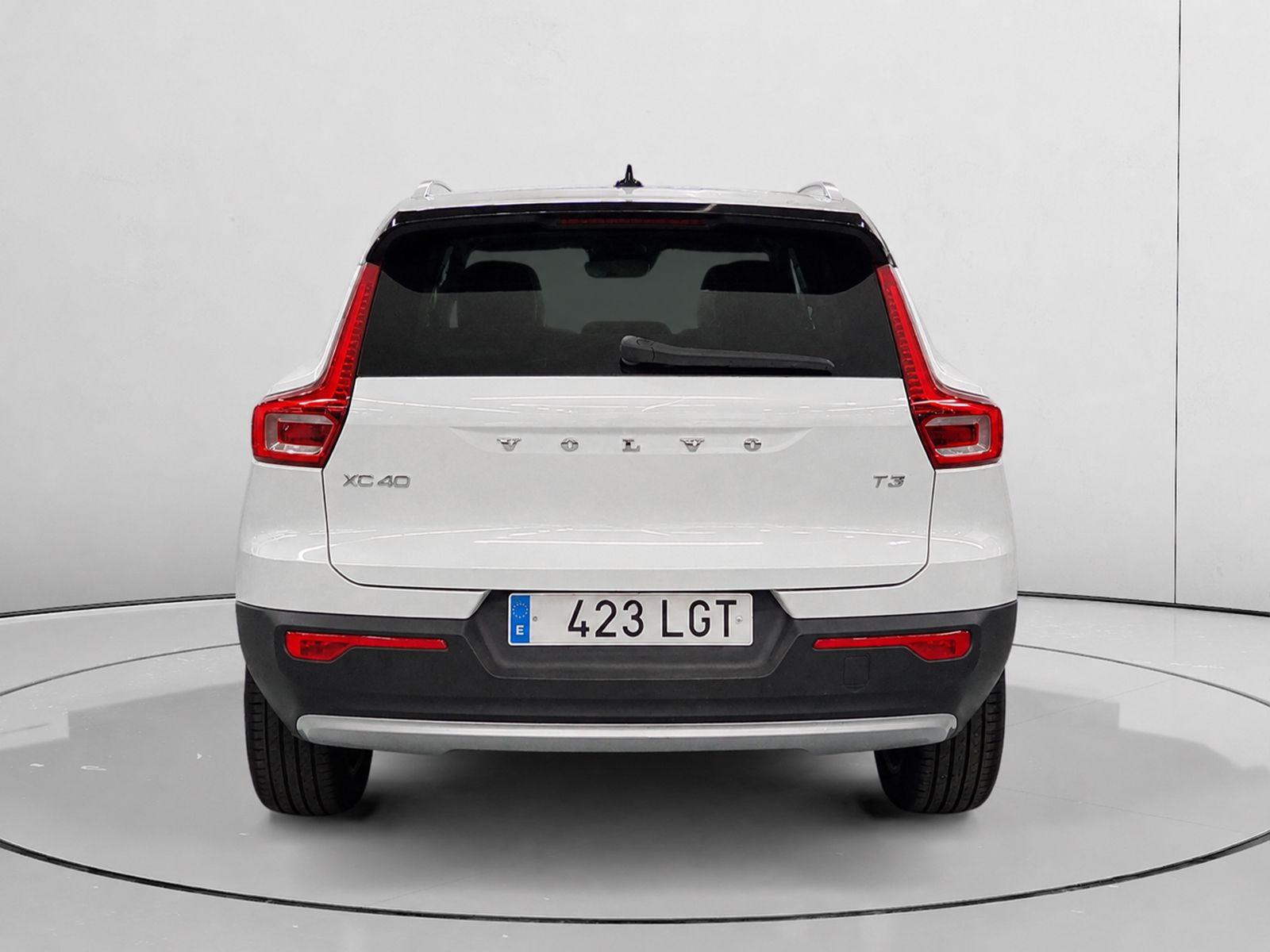 Volvo XC40 T3 Momentum - foto 4