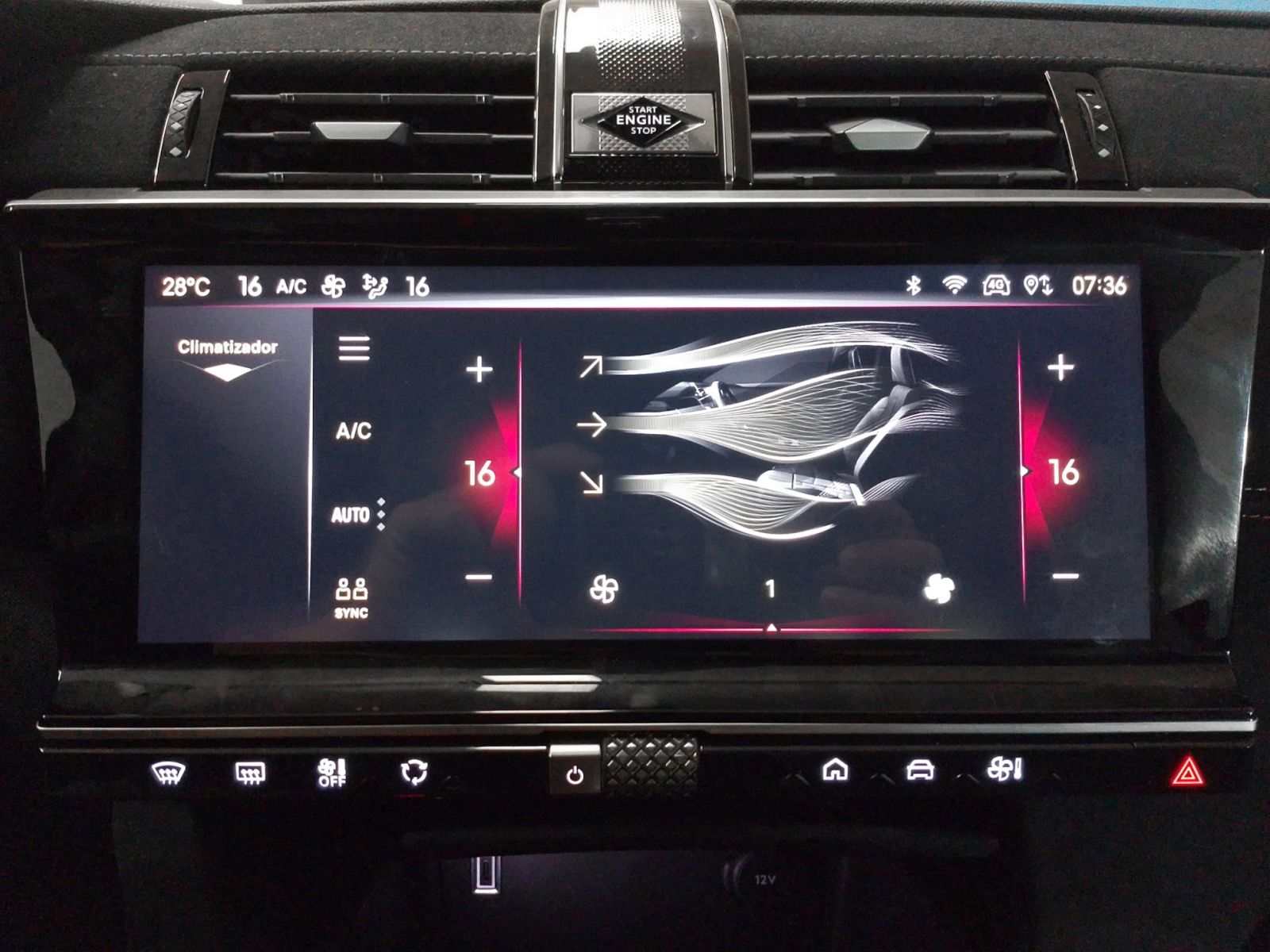 DS DS 7 Crossback BlueHDi 130 Performance Line - foto 23