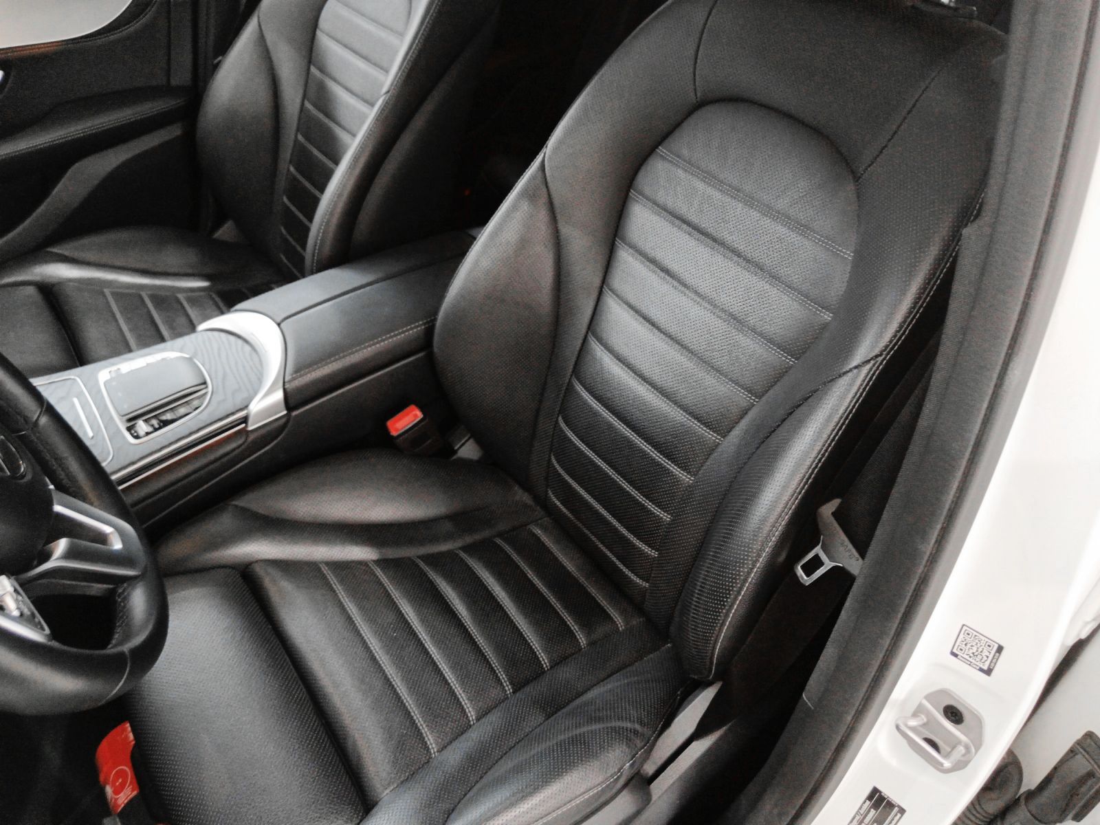 Mercedes-Benz GLC 200 d 4Matic - foto 24