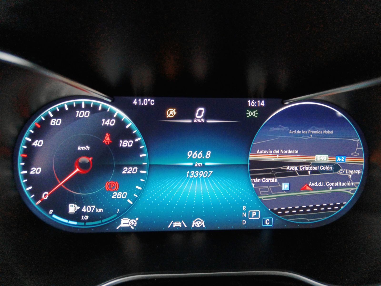Mercedes-Benz GLC 200 d 4Matic - foto 18