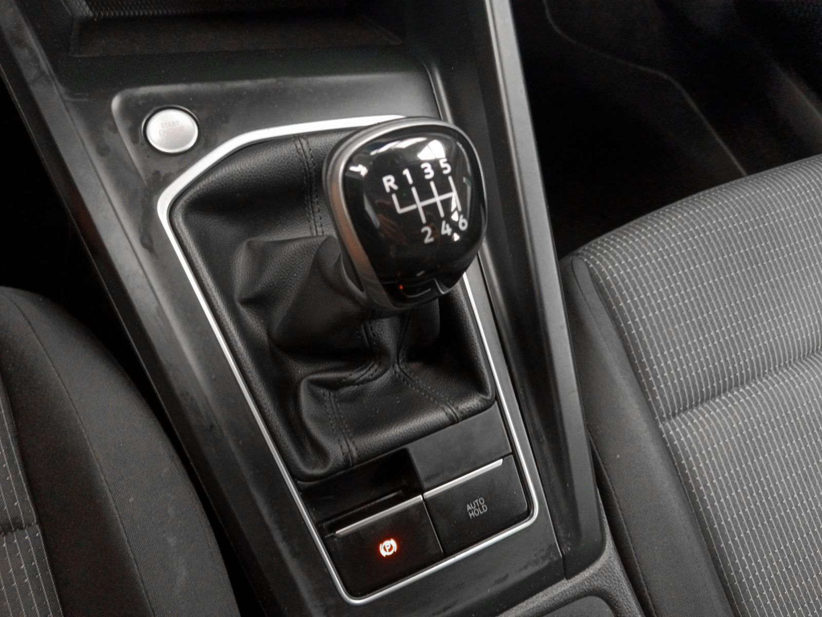 Volkswagen Golf 2.0 TDI - foto 15