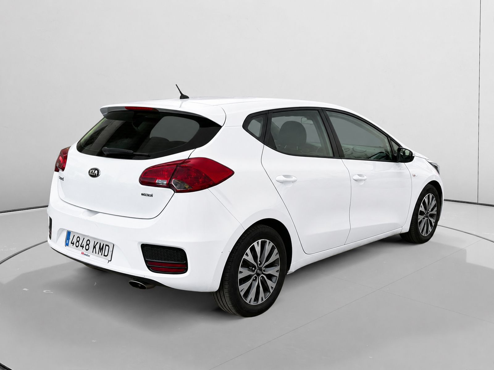 Kia Ceed 1.4 CRDi WGT Concept Plus - foto 3