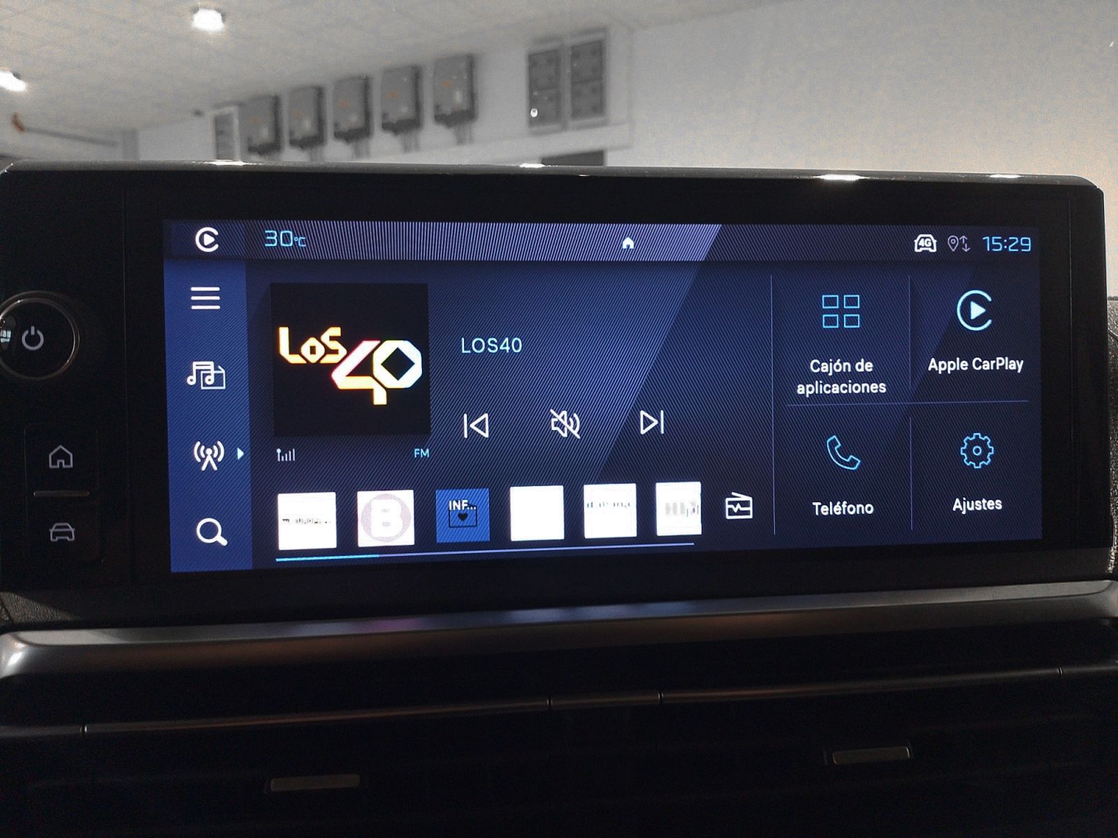 Peugeot Traveller BlueHDi Business Long EAT8 - foto 19