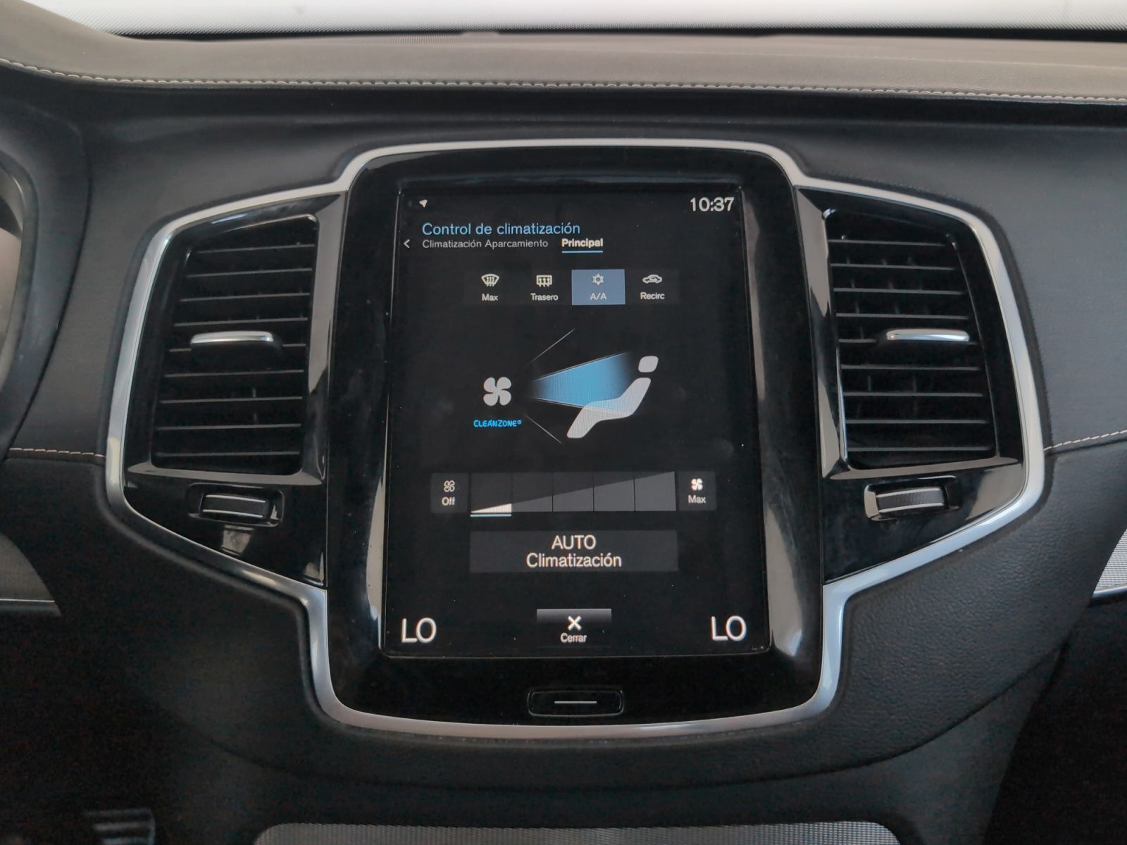 Volvo XC90 B5 D R-Design AWD - foto 24