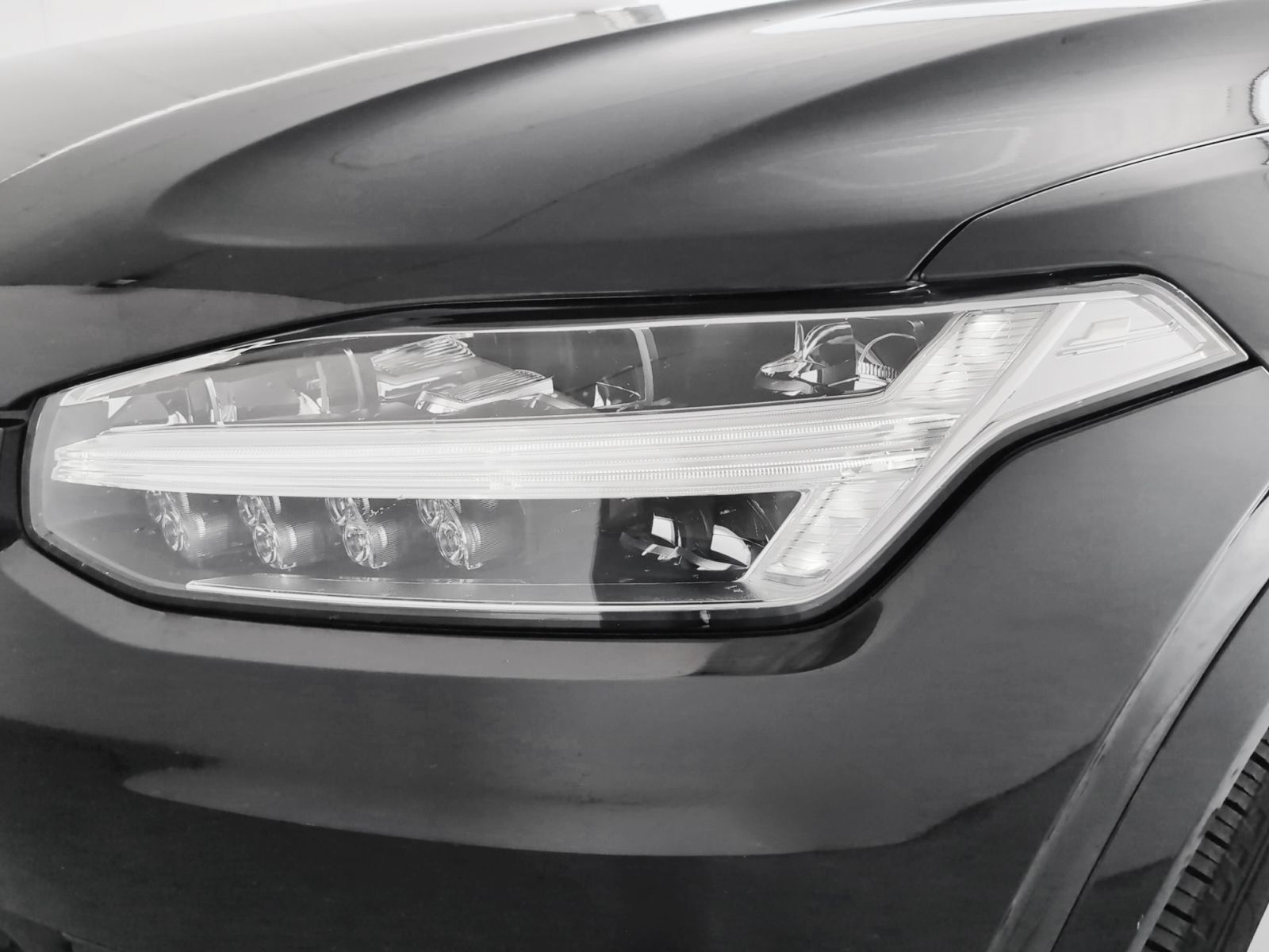 Volvo XC90 B5 D R-Design AWD - foto 27