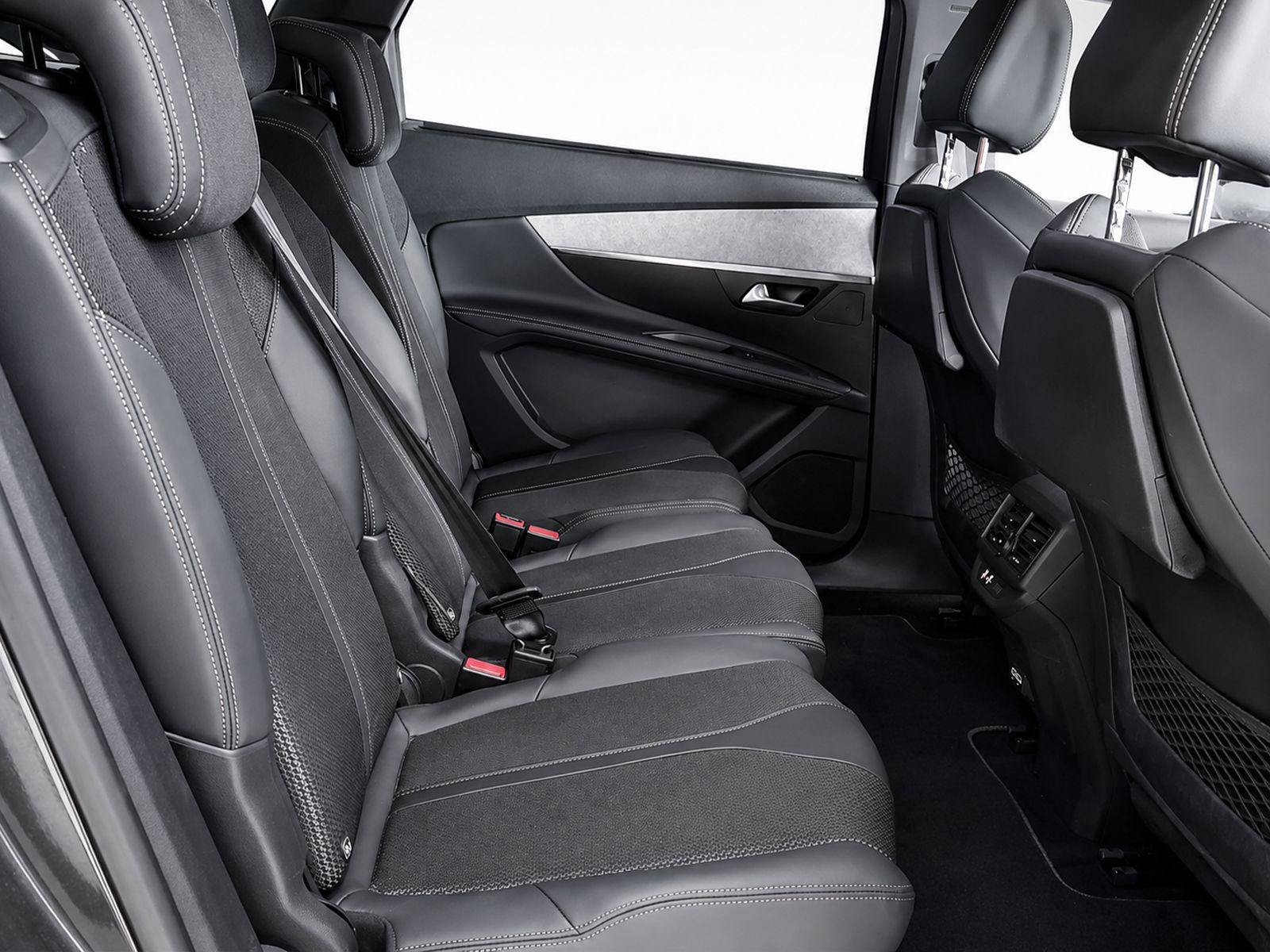 Peugeot 5008 BlueHDi 130 GT EAT8 - foto 11