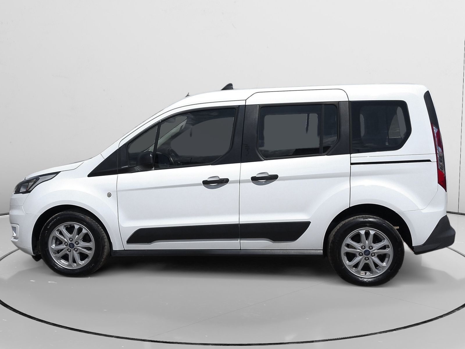 Ford Tourneo Connect 1.5 TDCi Trend - foto 6