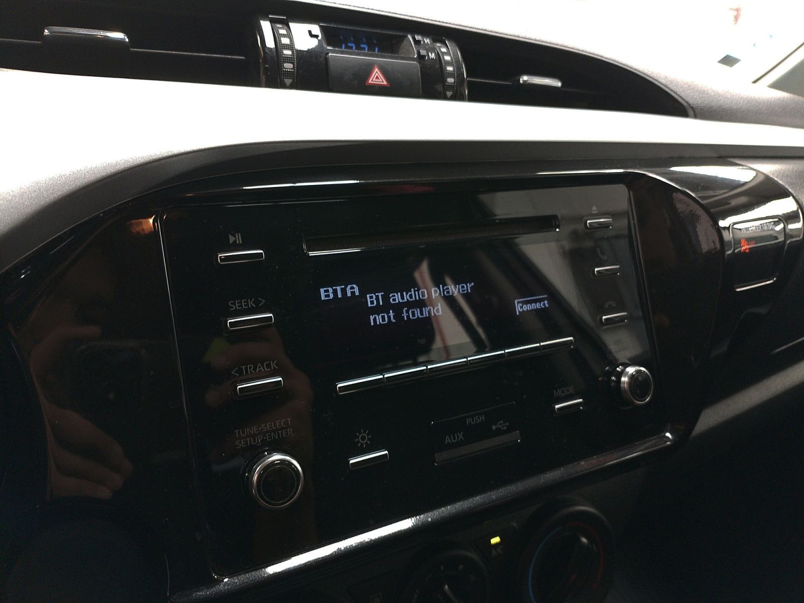 Toyota Hilux 2.4 D-4D Doble Cabina GX - foto 19