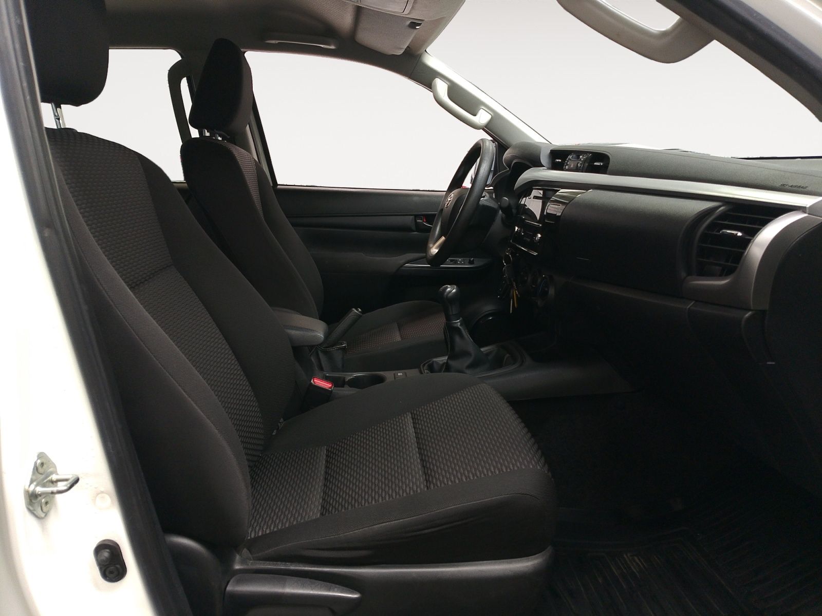 Toyota Hilux 2.4 D-4D Doble Cabina GX - foto 12