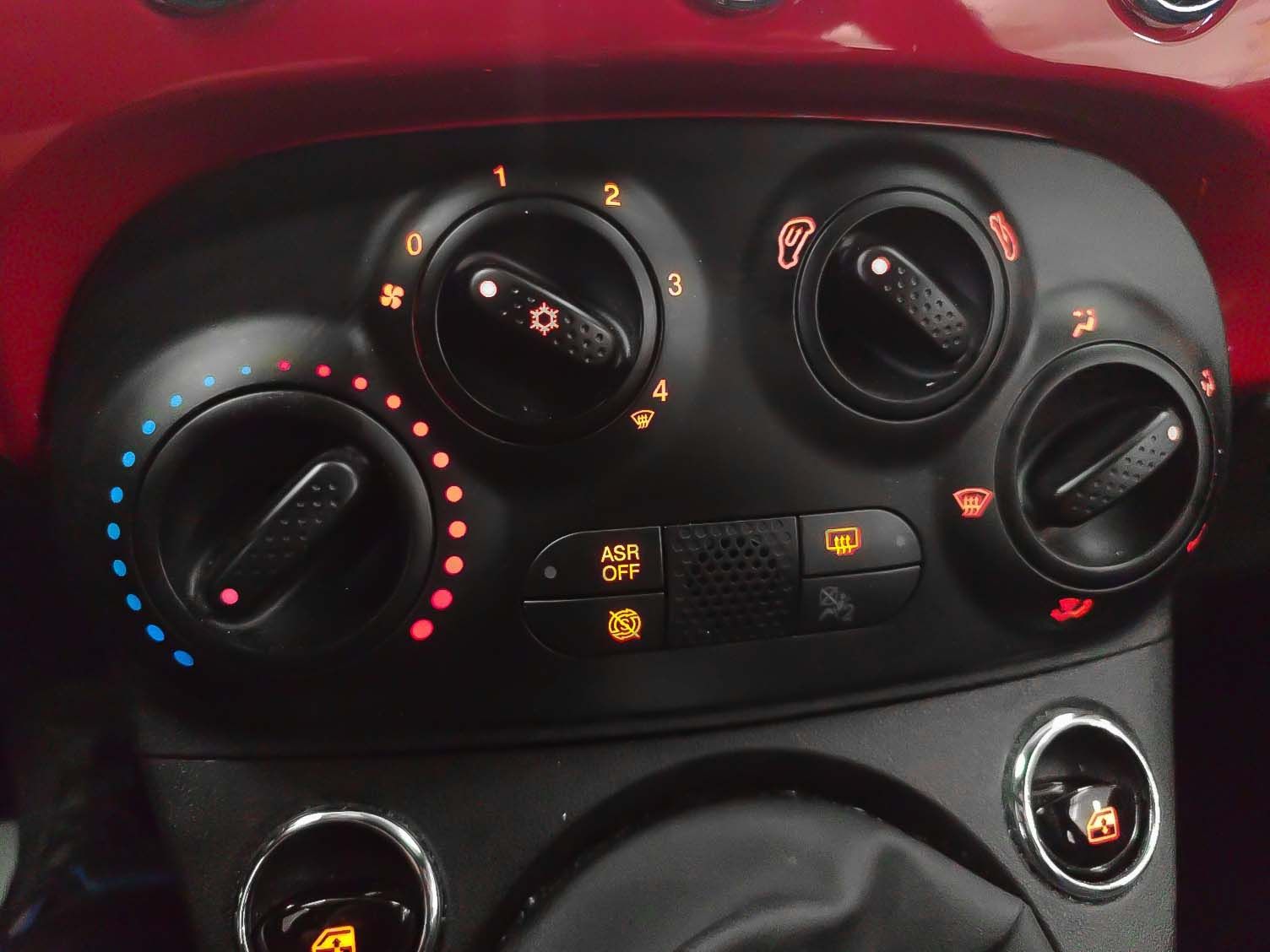 Fiat 500 1.0 Hybrid Cult - foto 19