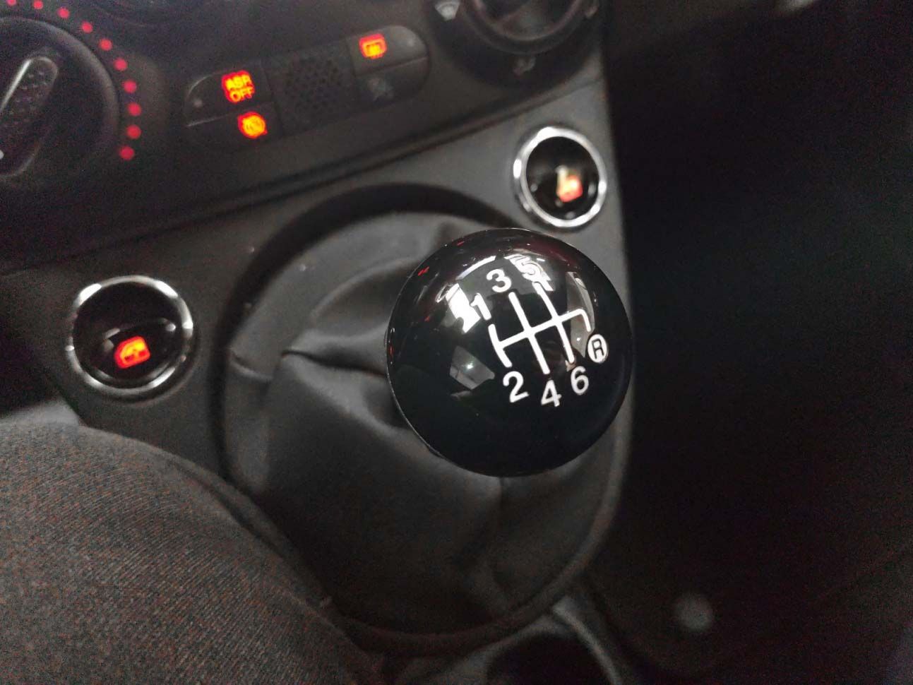 Fiat 500 1.0 Hybrid Cult - foto 14