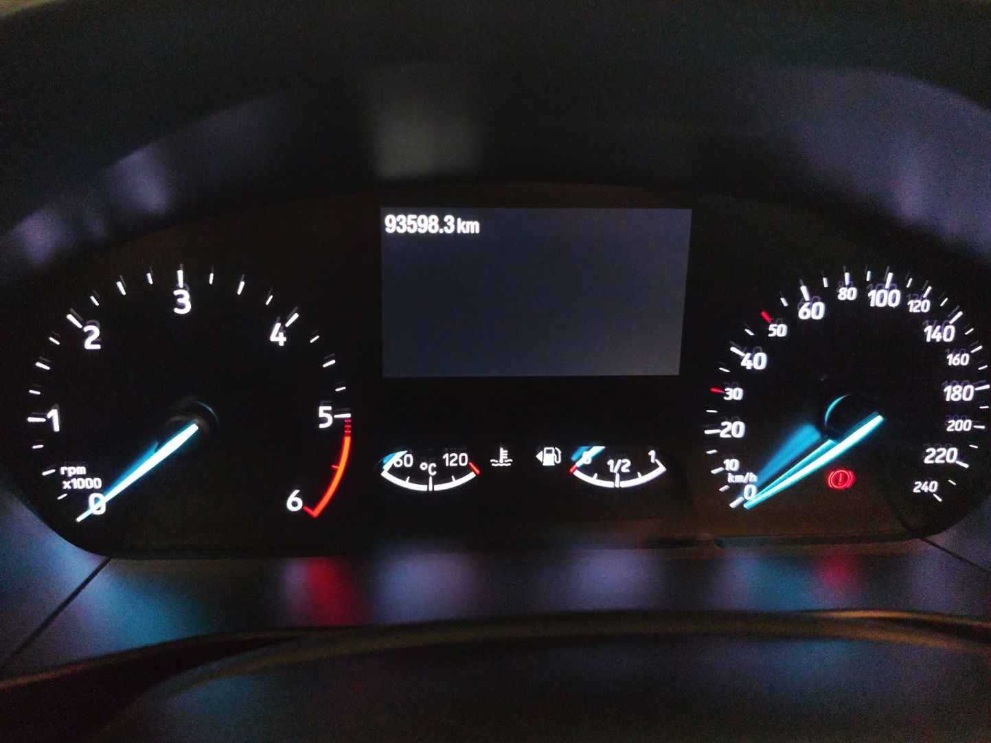 Ford Focus 1.5 EcoBlue Trend+ - foto 16
