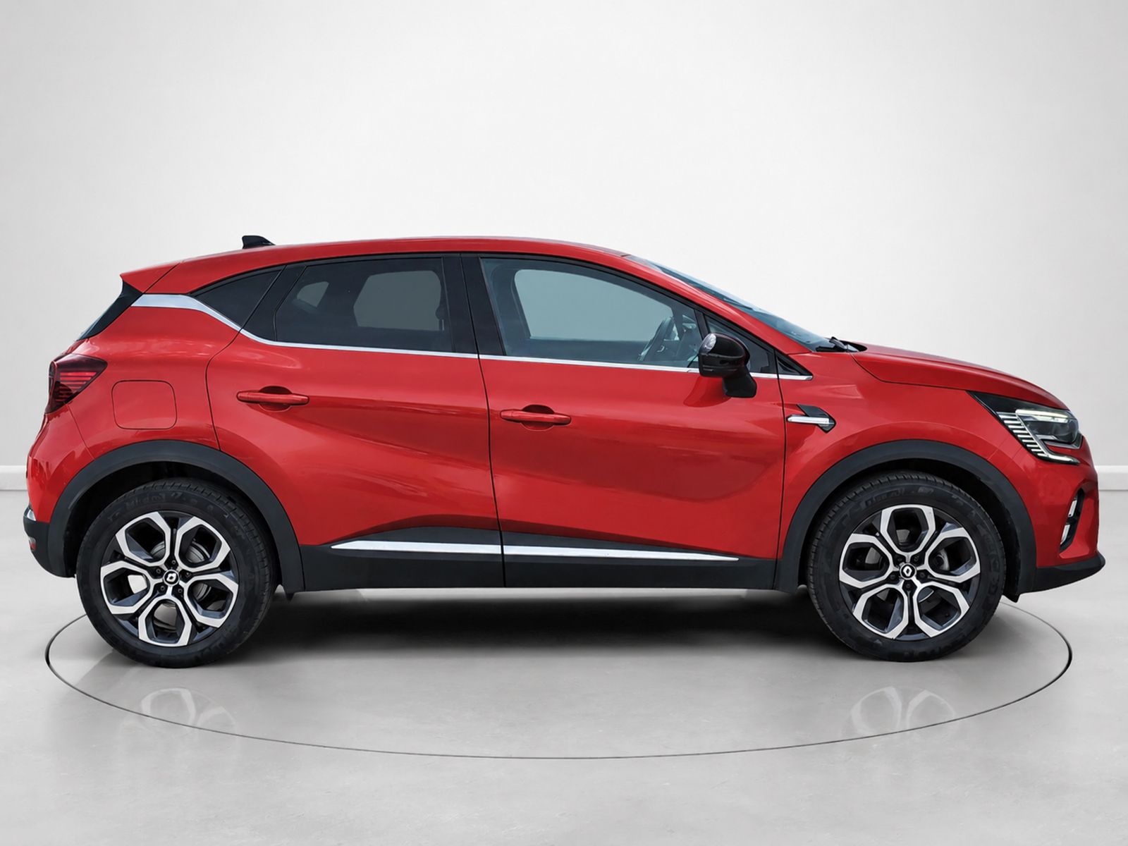 Renault Captur Techno TCe - foto 2
