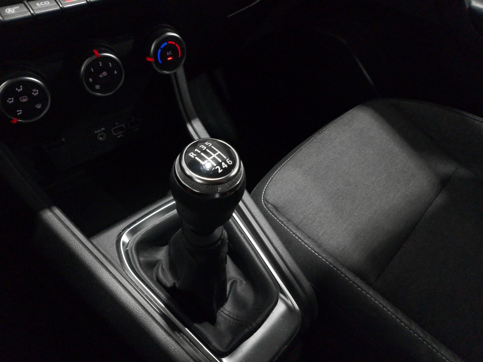 Renault Captur Evolution TCe GLP - foto 14