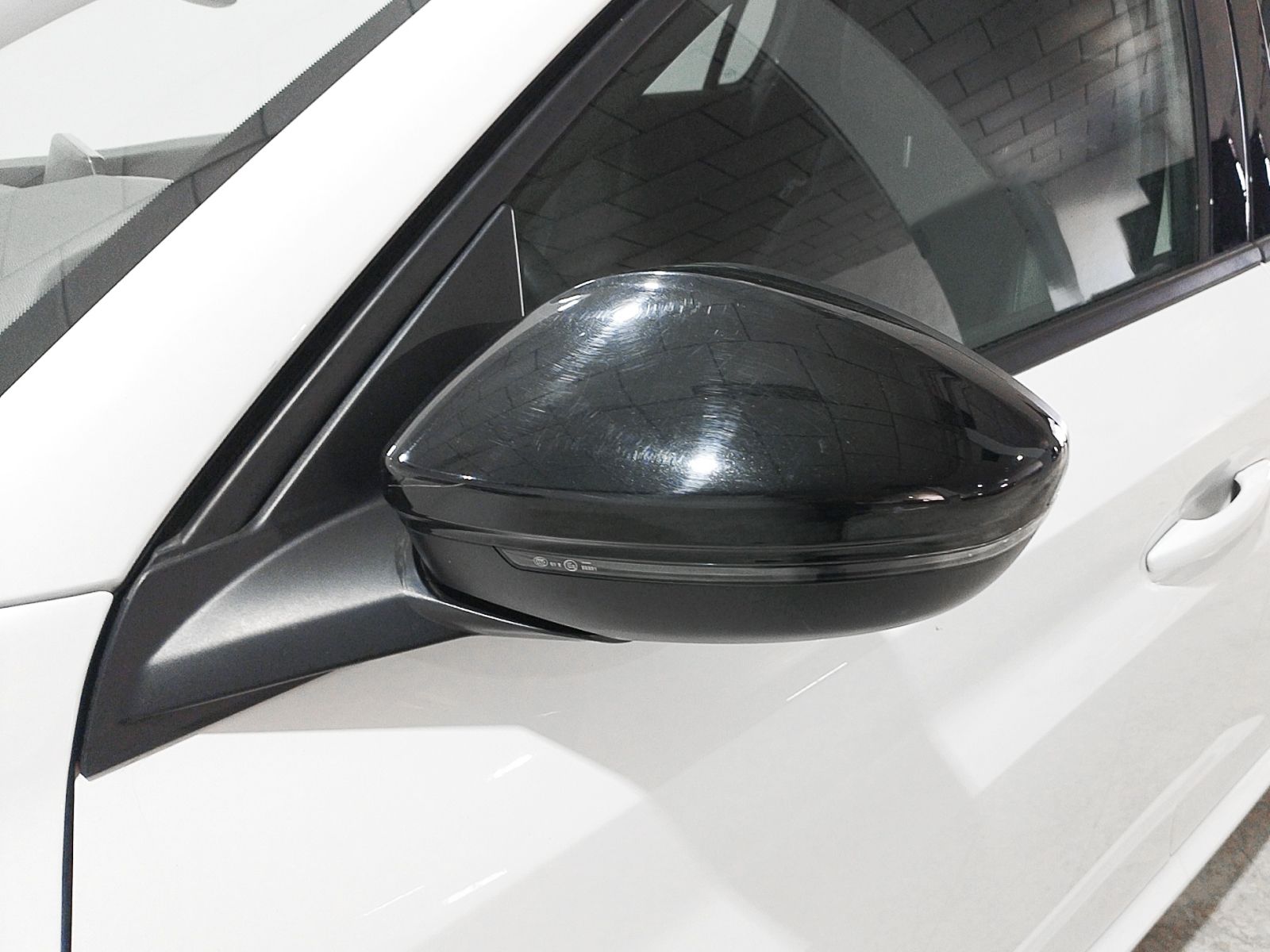 Peugeot 208 BlueHDi 100 Allure - foto 19