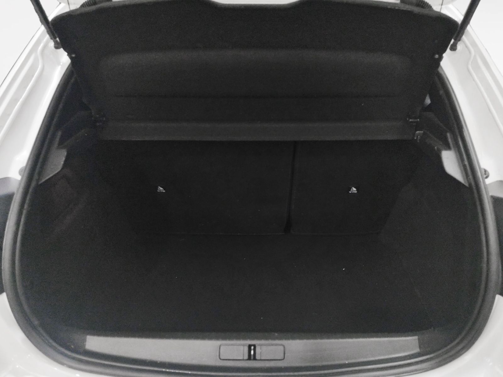 Peugeot 208 BlueHDi 100 Allure - foto 14