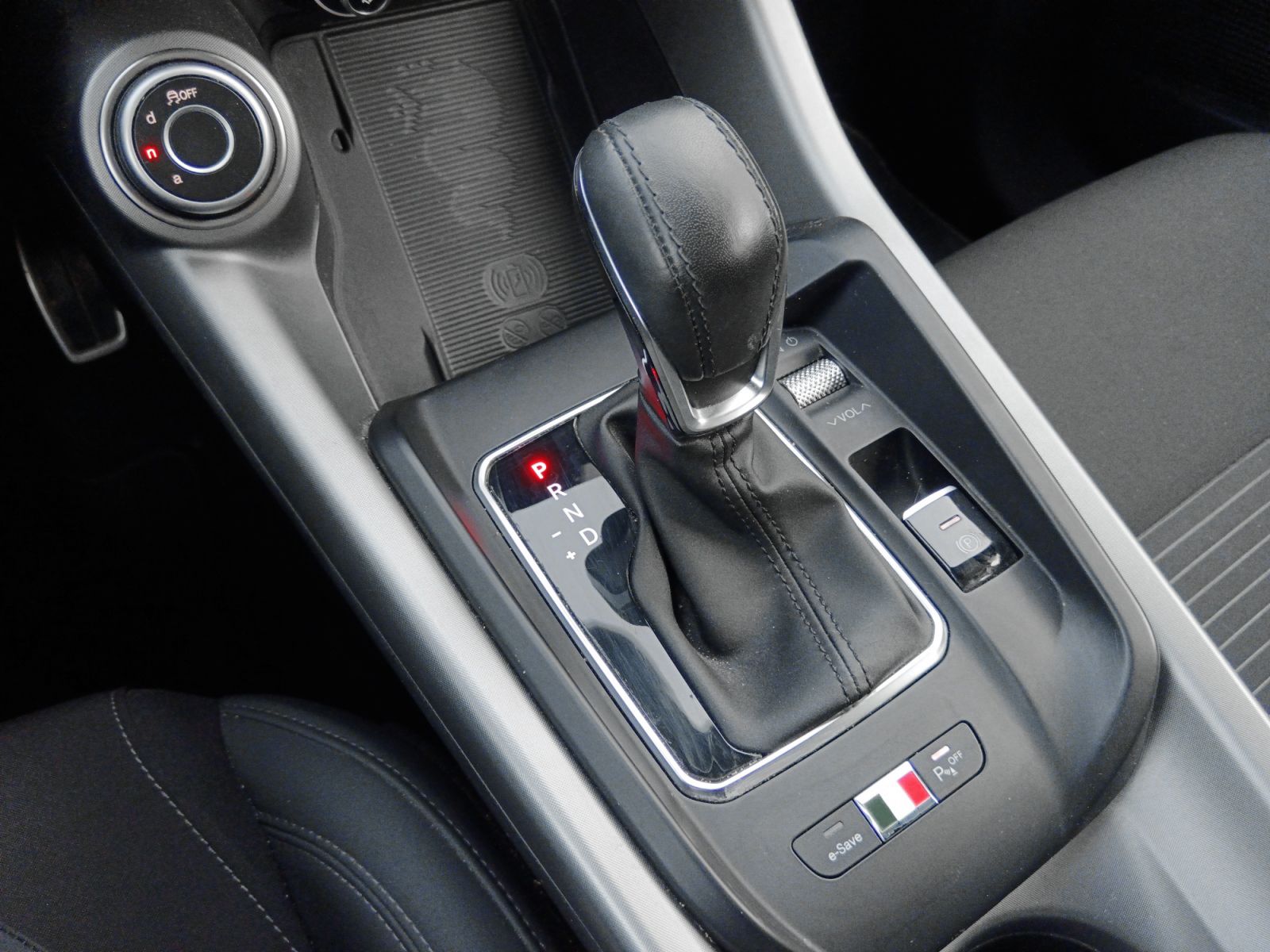 Alfa Romeo Tonale 1.3 MultiAir PHEV Sprint Q4 - foto 14