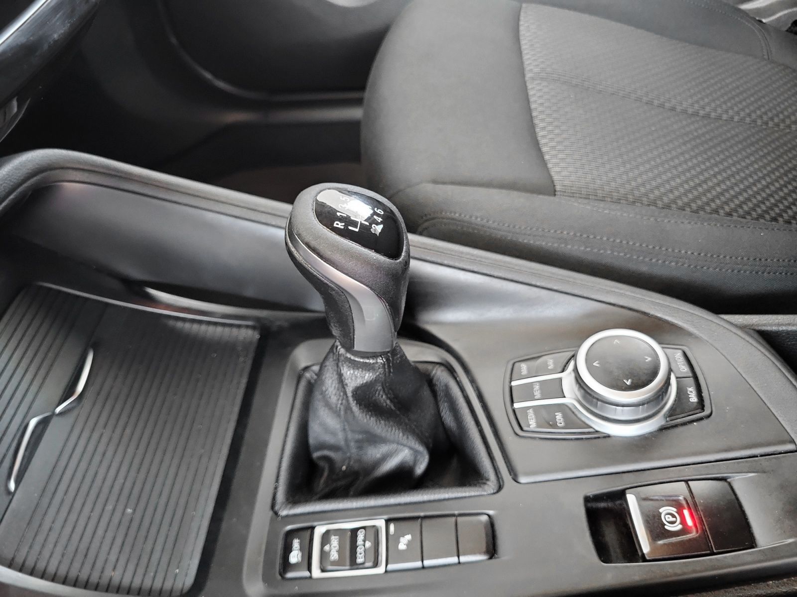 BMW X1 sDrive16d - foto 16
