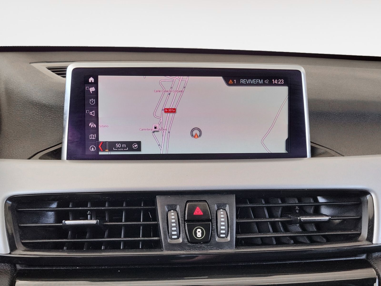 BMW X1 sDrive16d - foto 19