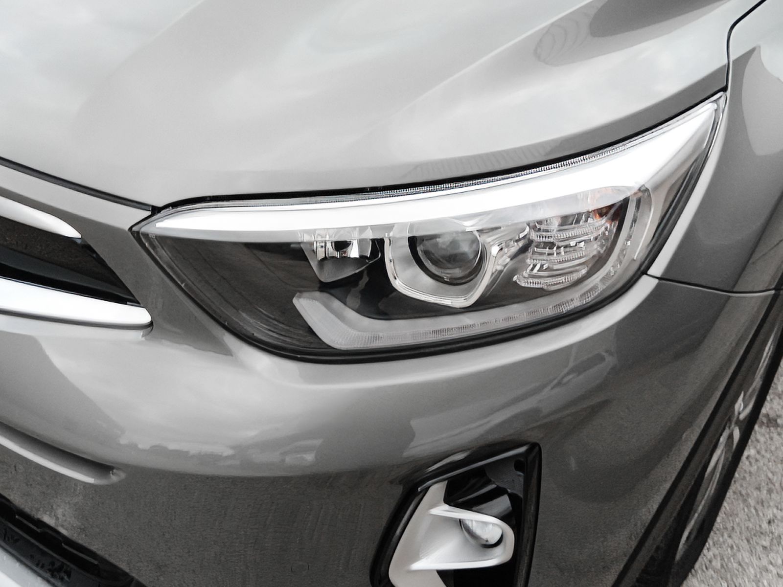 Kia Stonic 1.0 T-GDi MHEV Drive iMT - foto 23