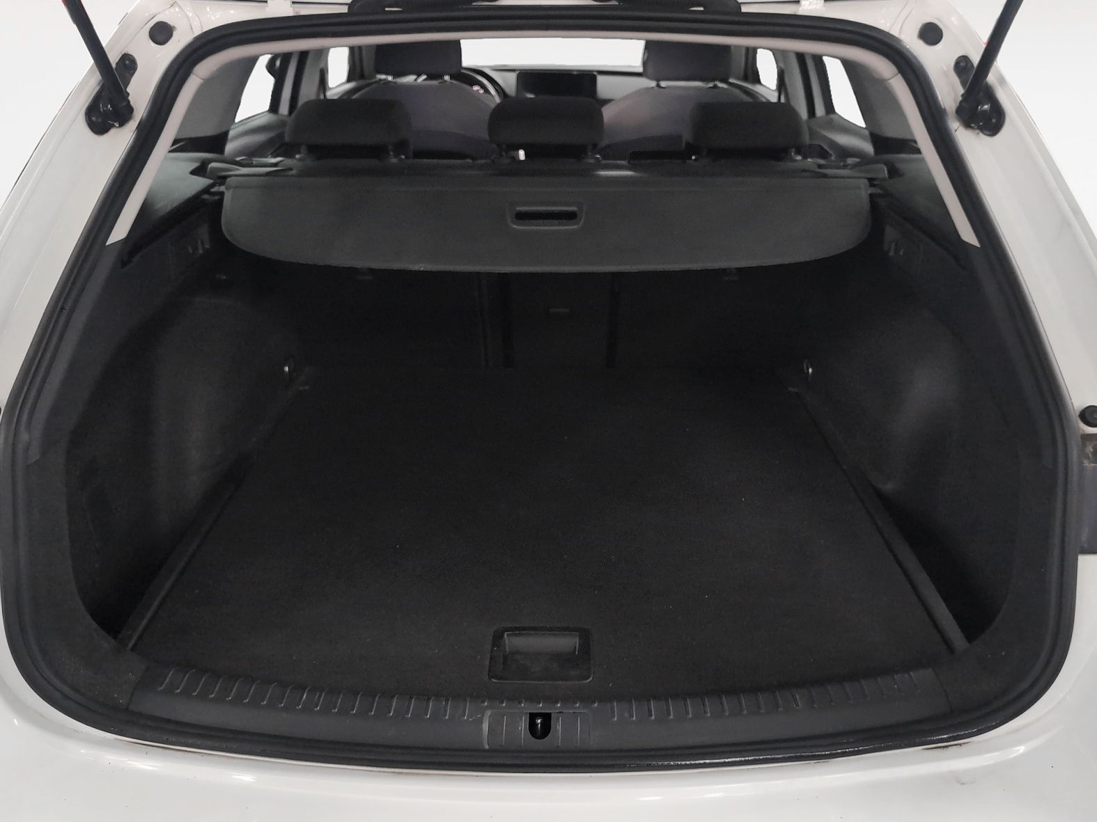 SEAT León 2.0 TDI Style Go - foto 13