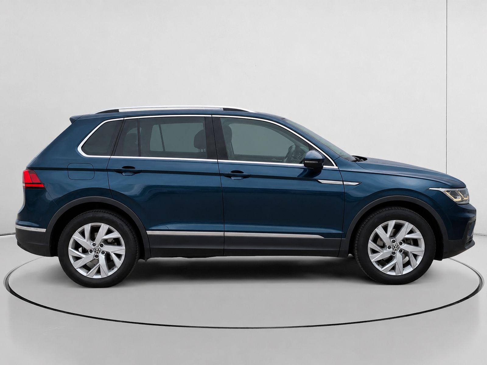 Volkswagen Tiguan Life 1.5 TSI DSG - foto 2