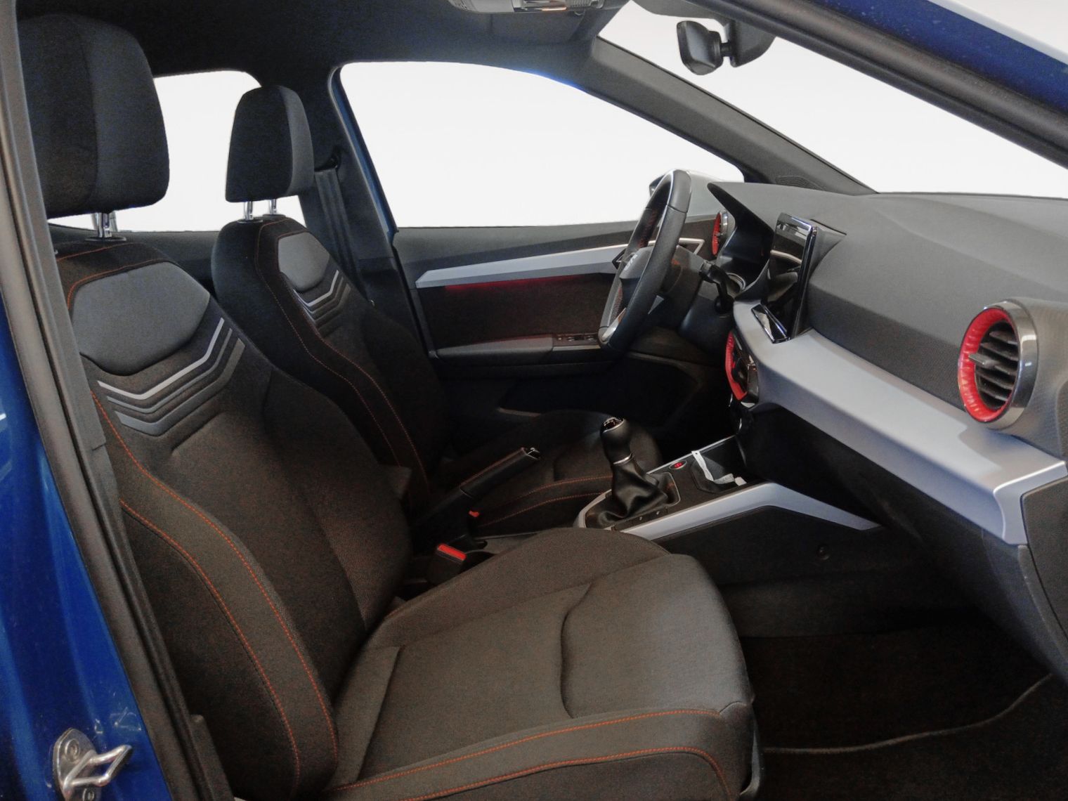 SEAT Arona 1.0 TSI FR XM - foto 12
