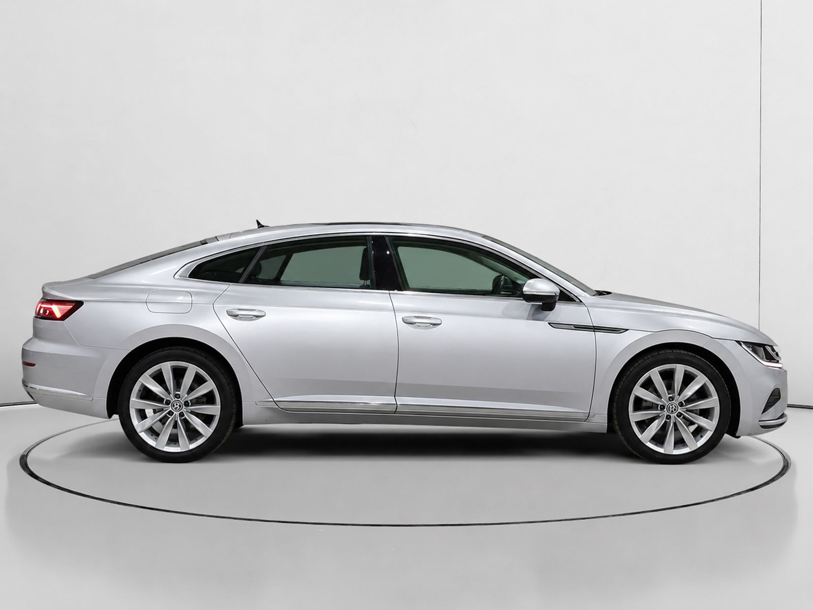 Volkswagen Arteon Elegance 2.0 TDI DSG - foto 2