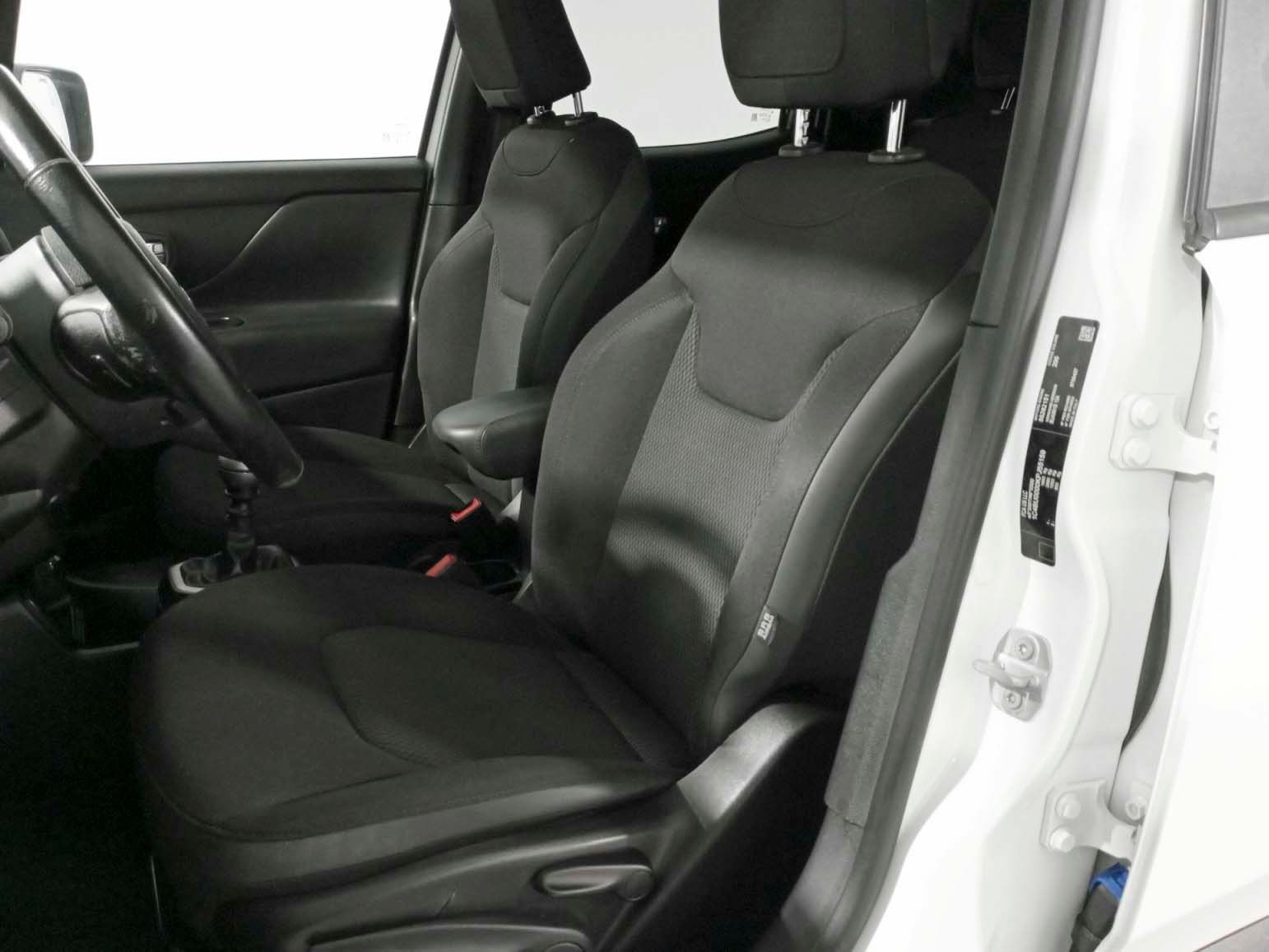 Jeep Renegade 1.0G Night Eagle 4x2 - foto 20