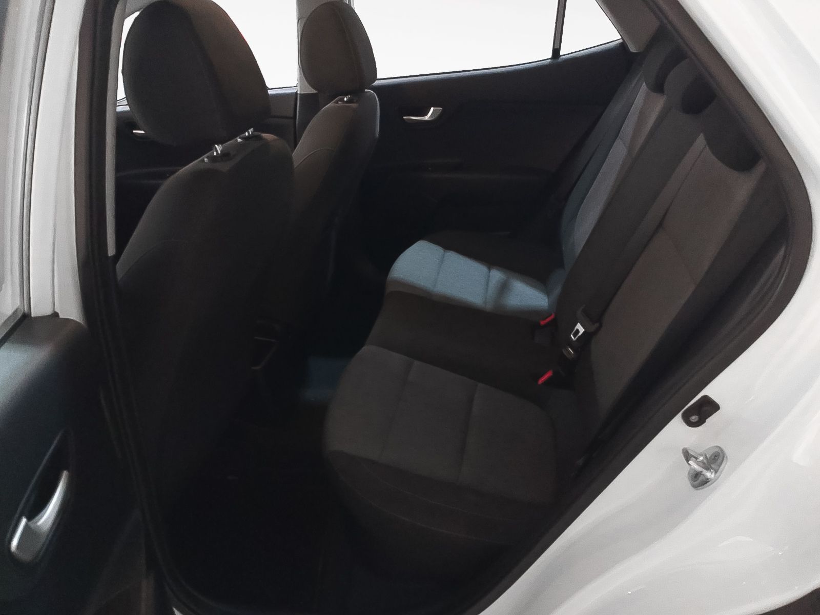 Kia Stonic 1.0 T-GDi MHEV iMT Concept - foto 12