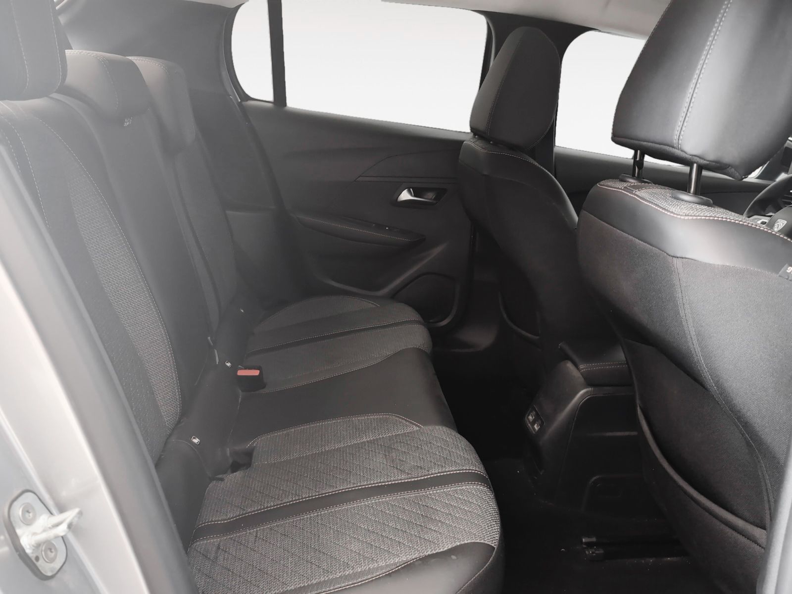 Peugeot 208 PureTech 100 Allure - foto 11