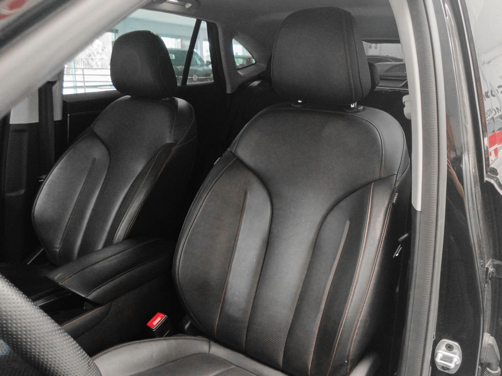 MG HS 1.5 T-GDi Luxury DCT - foto 22