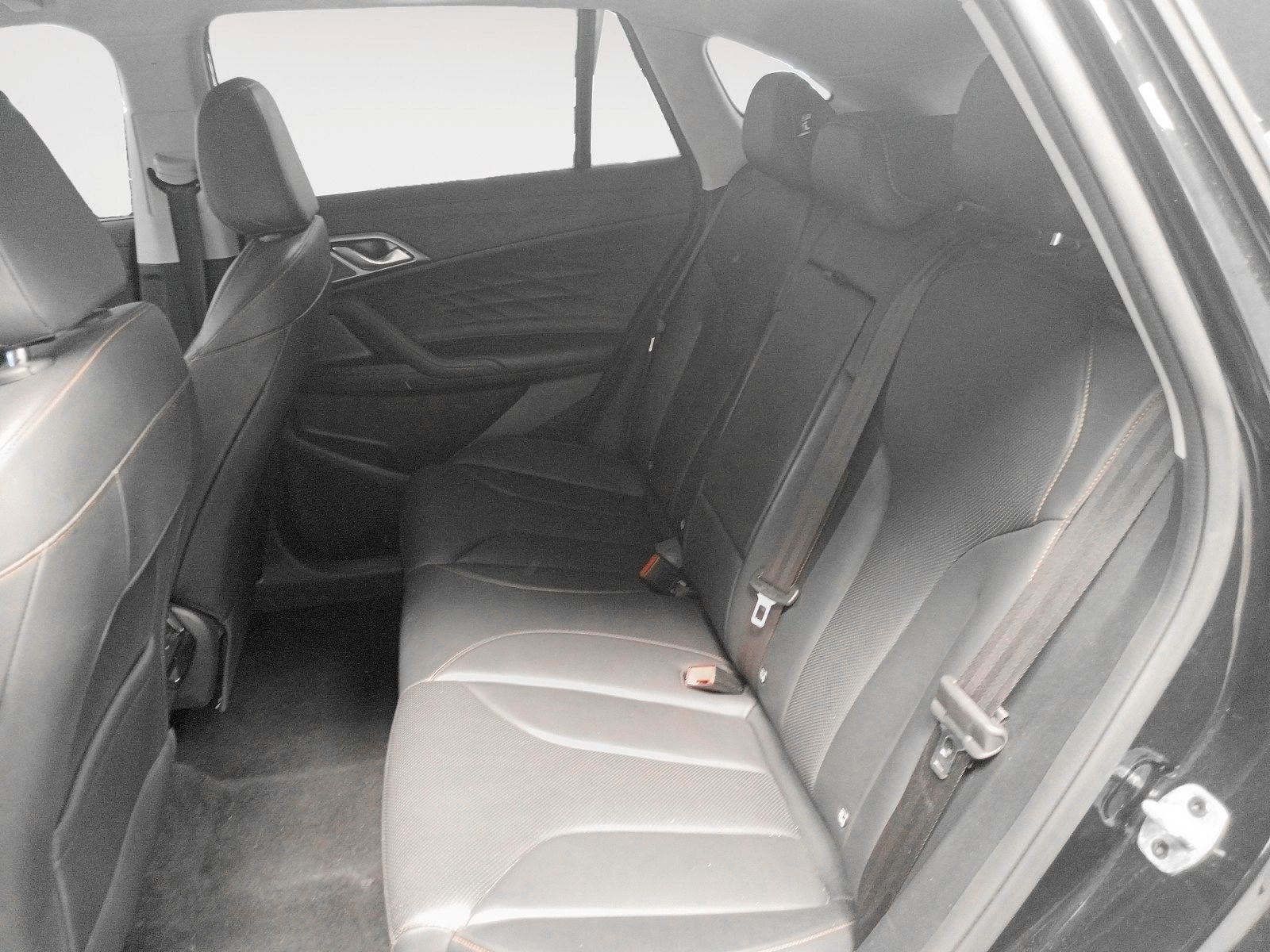 MG HS 1.5 T-GDi Luxury DCT - foto 11