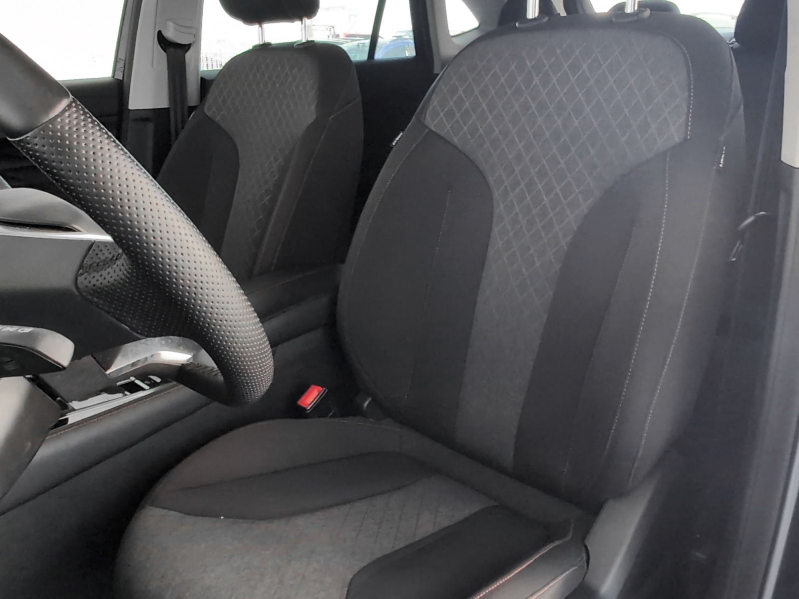 MG HS 1.5 T-GDi Comfort DCT - foto 22