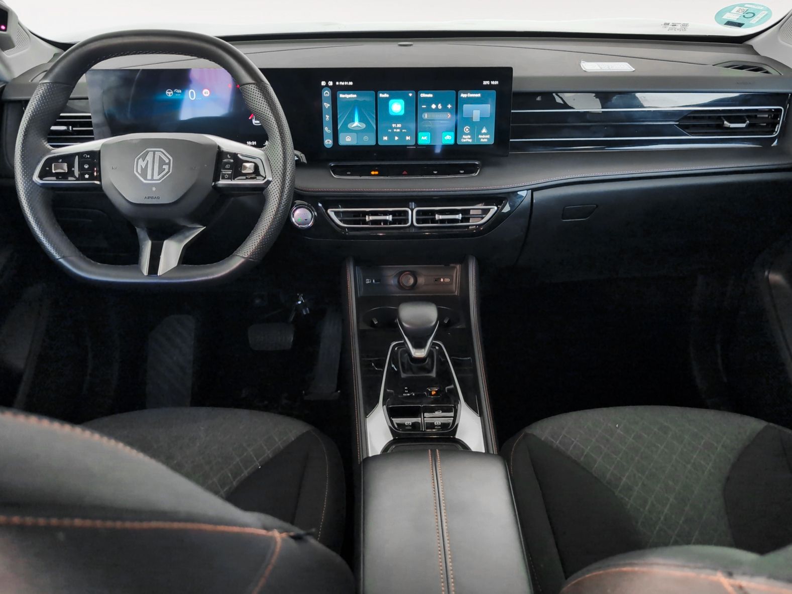 MG HS 1.5 T-GDi Comfort DCT - foto 8