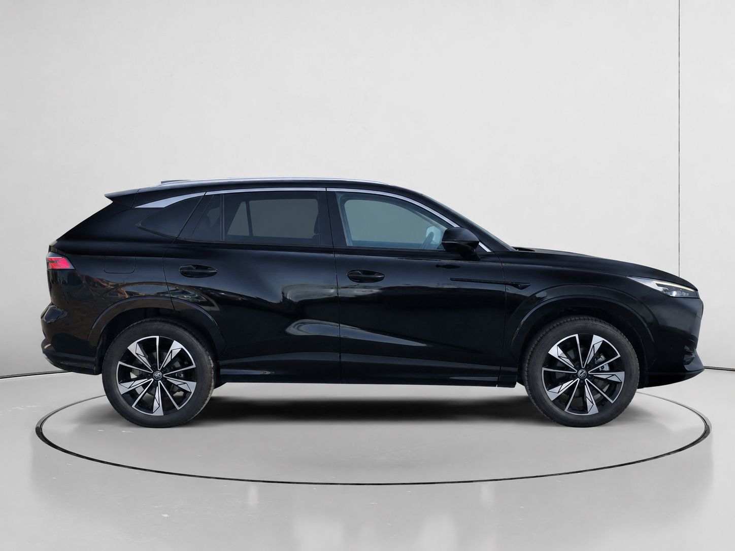 MG HS 1.5 T-GDi Comfort DCT - foto 2