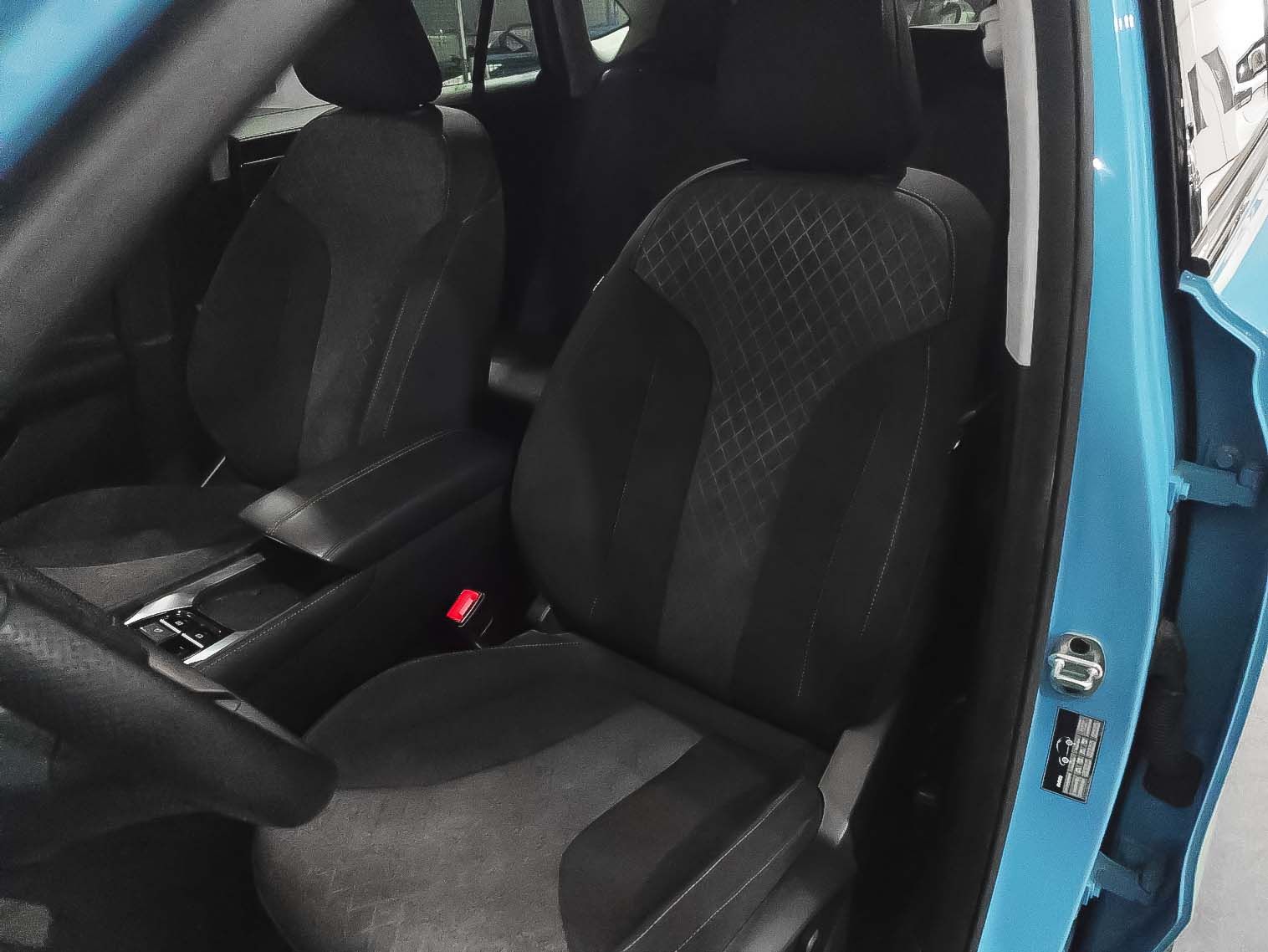 MG HS 1.5 T-GDi Comfort DCT - foto 22