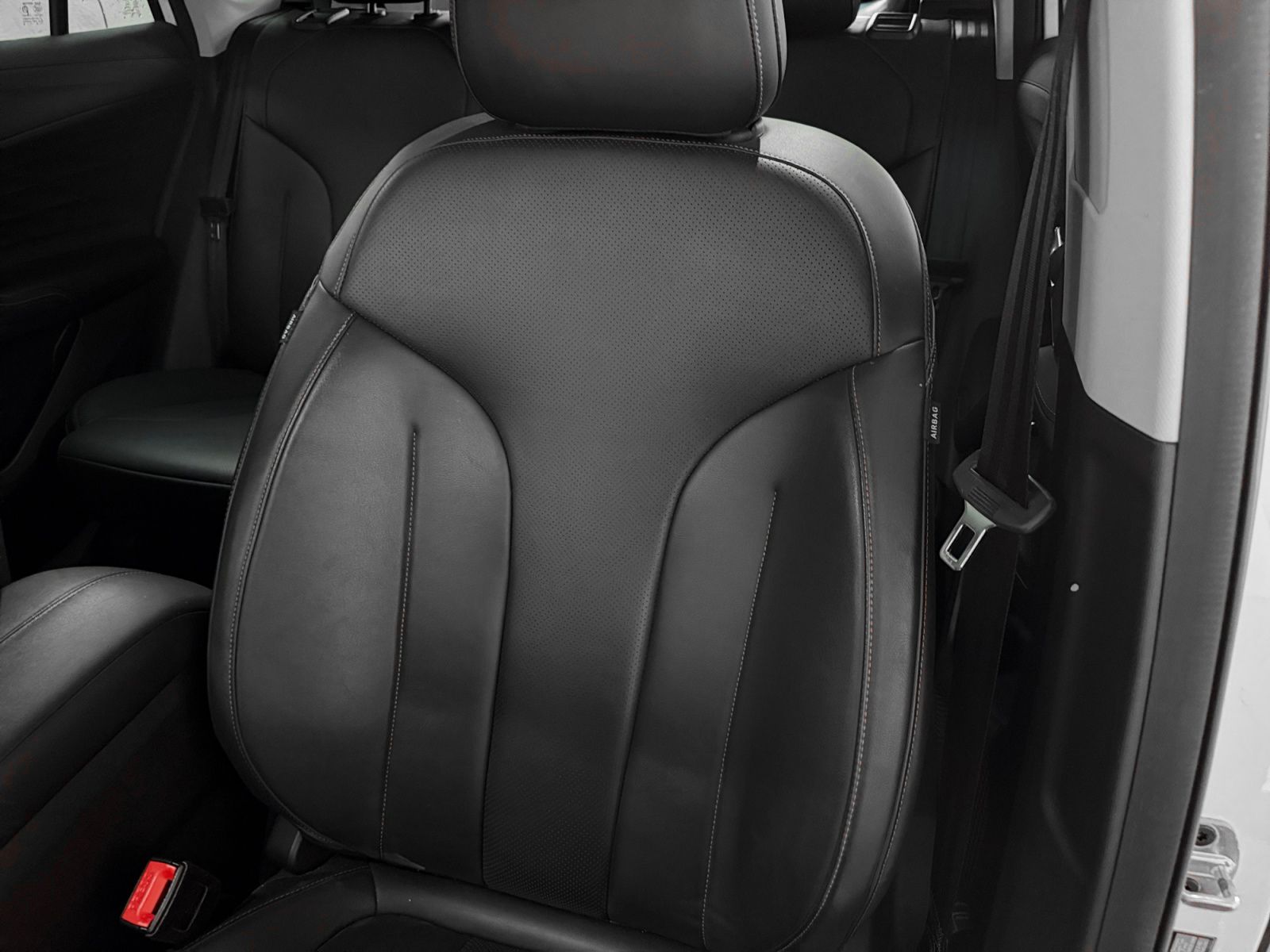 MG HS 1.5 T-GDi Luxury DCT - foto 23