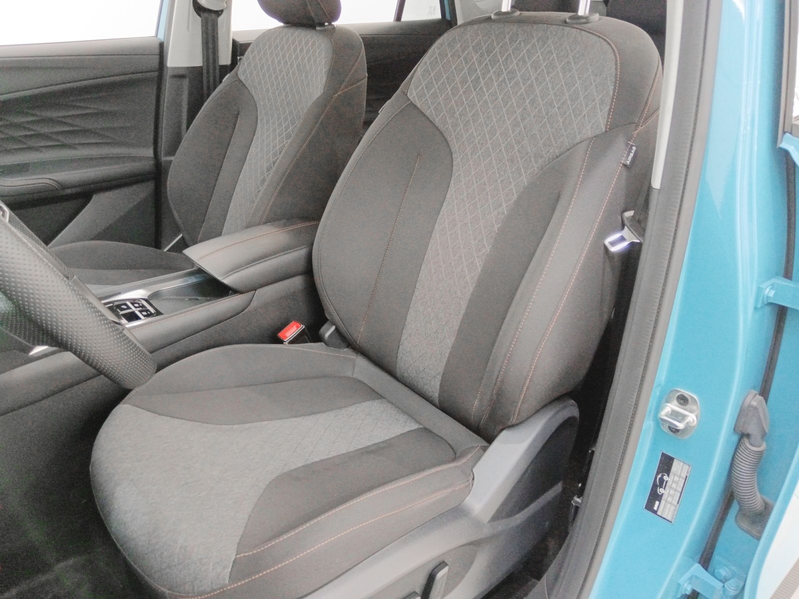 MG HS 1.5 T-GDi Comfort DCT - foto 20