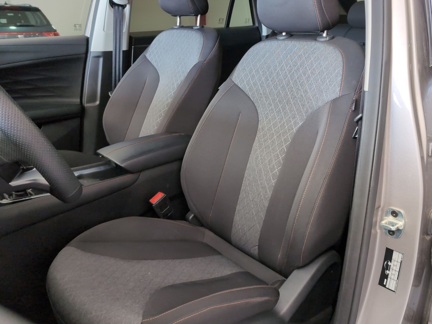 MG HS 1.5 T-GDi Comfort DCT - foto 22