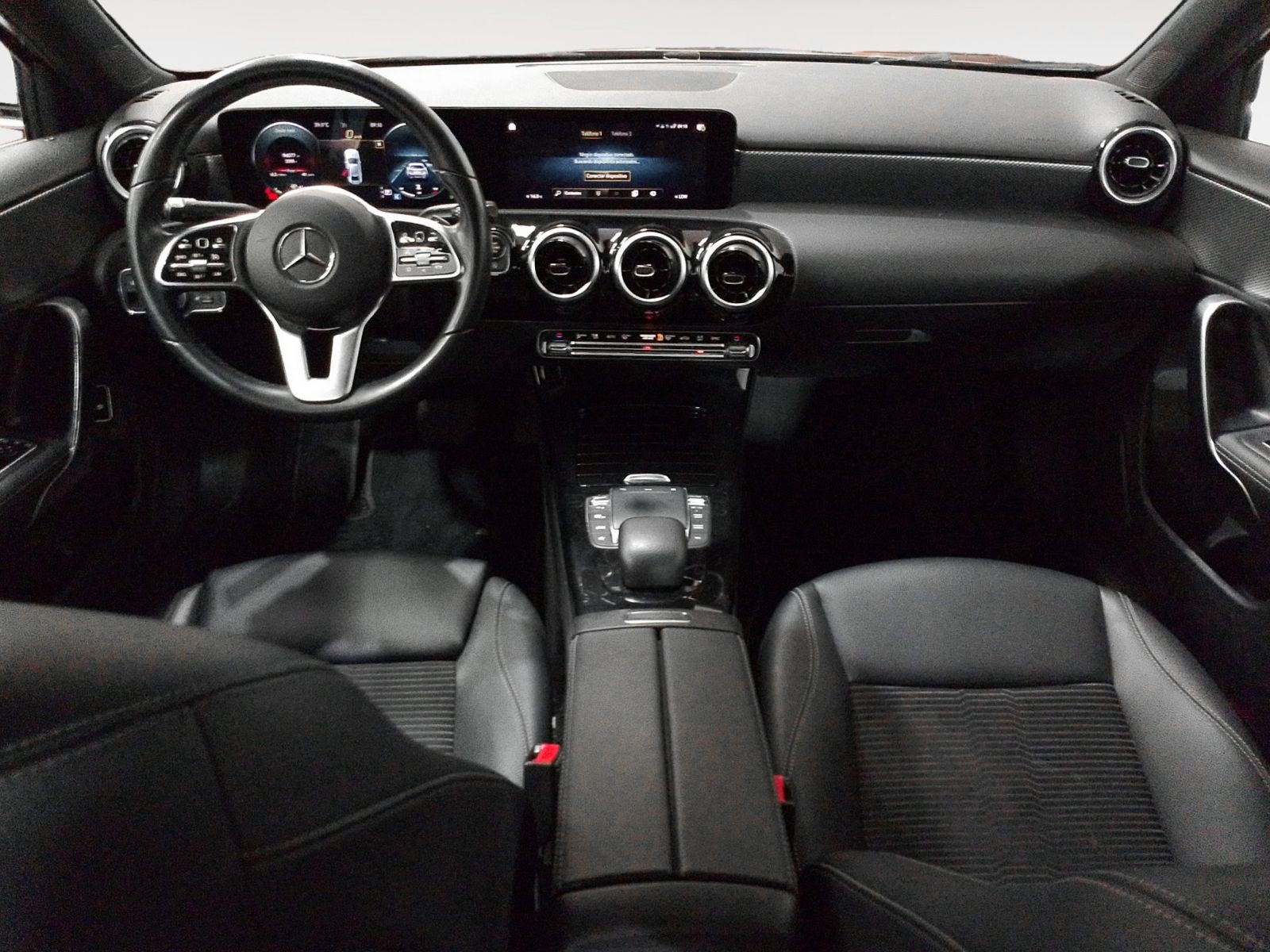 Mercedes-Benz Clase A 180 d Sedán - foto 9