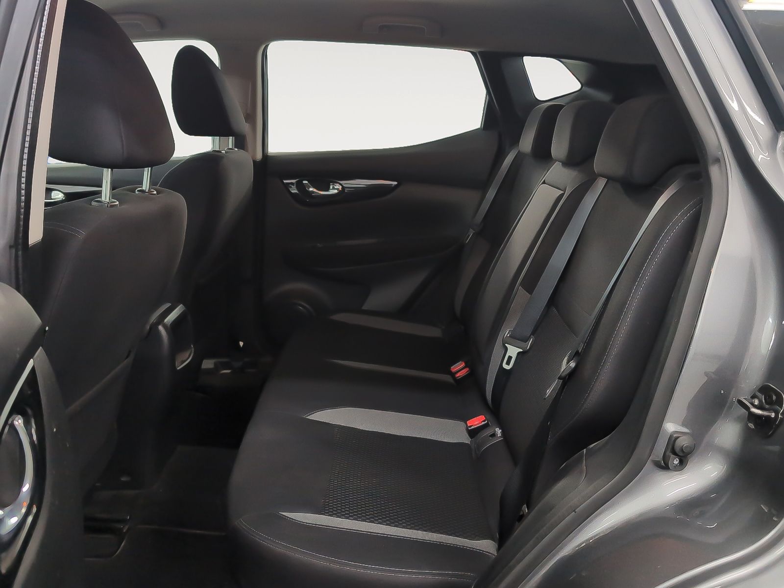 Nissan Qashqai dCi 115 Acenta - foto 12