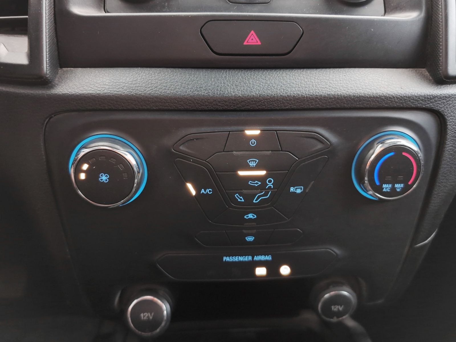 Ford Ranger Pickup 2.0 EcoBlue Doble Cabina XL 4x4 - foto 19