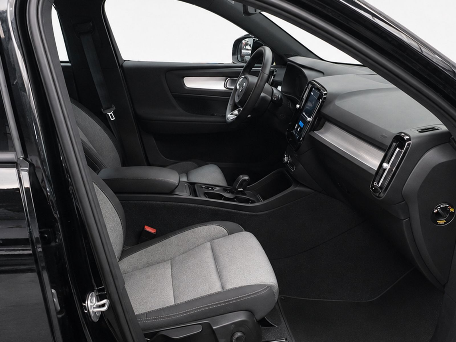 Volvo XC40 B3 Gasolina Mild hybrid Core - foto 12