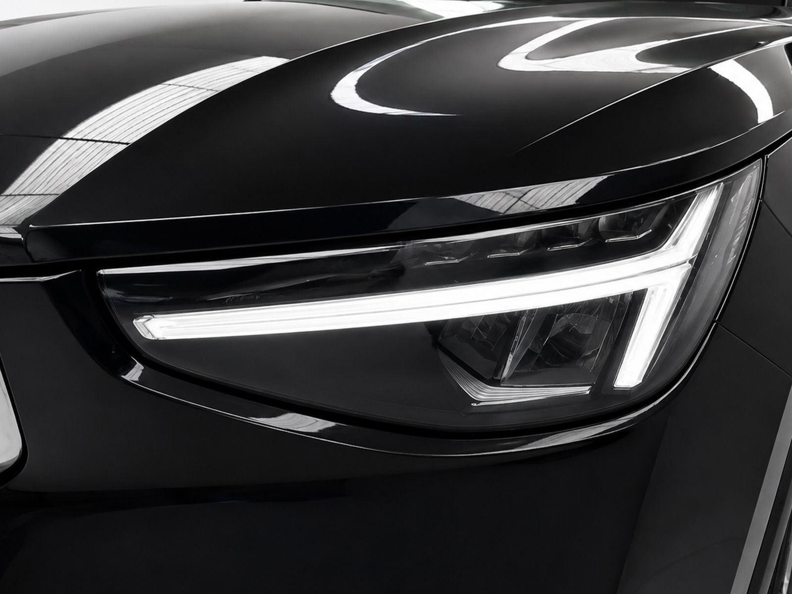 Volvo XC40 B3 Gasolina Mild hybrid Core - foto 25