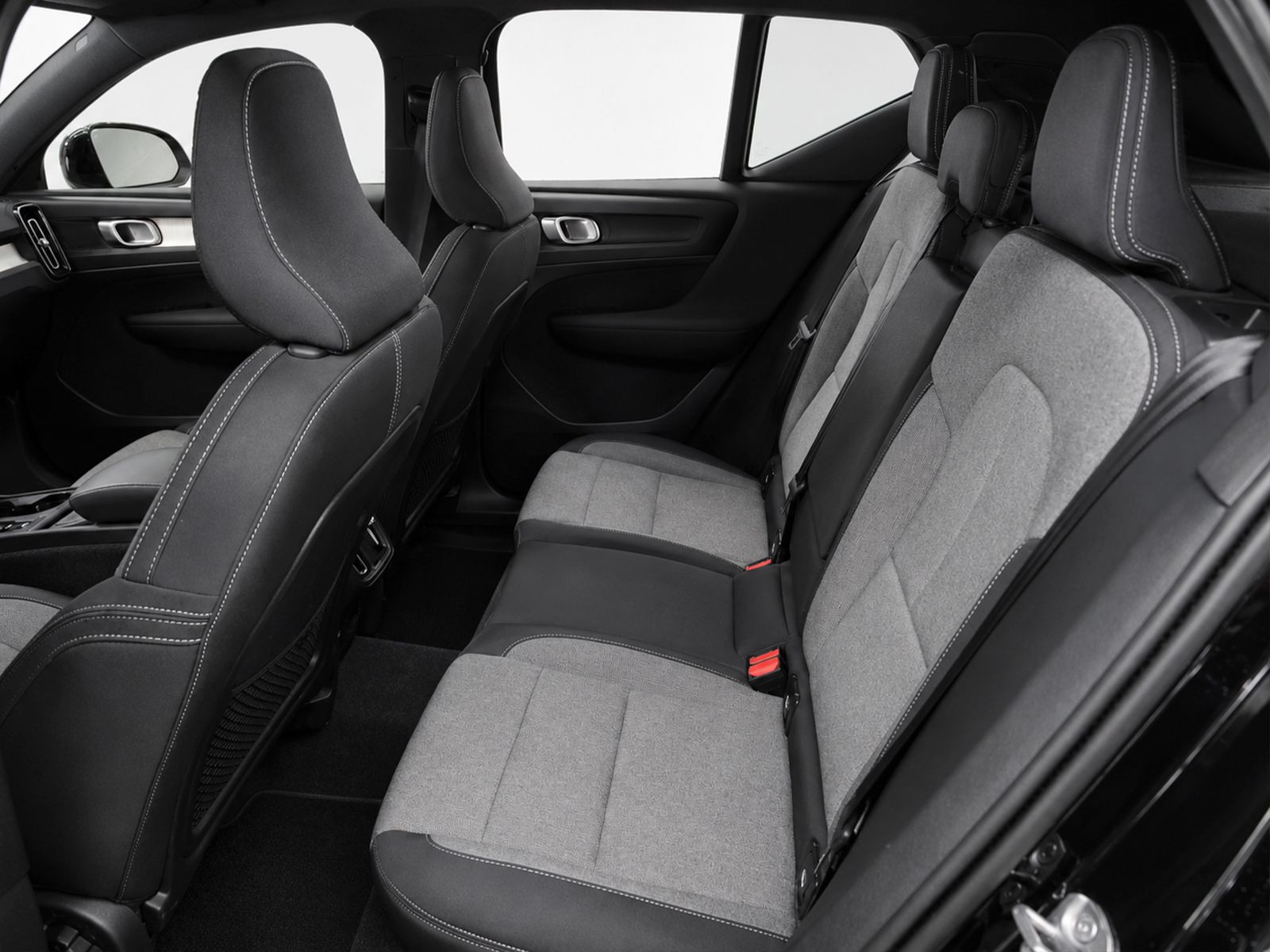 Volvo XC40 B3 Gasolina Mild hybrid Core - foto 11